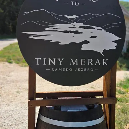 Tiny Merak - Ramsko Jezero Feriehus Kovacevo Polje